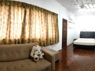 Masterbed room near Hospital Teluk Intan