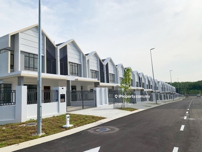 New development near KLIA, double storey design like eco world