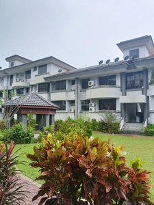 Nice Ambience & Well-maintained Condo Opposite to Golf Club, Ipoh