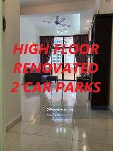 Penhill Condo Renovated Unit With 2 Car Parks For Sale