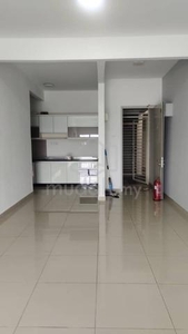 Permata Residence, cheras Kajang , 3 room , 2 car park ,kitchen cab