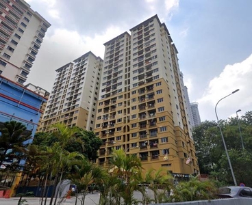 Petaling Jaya - Pelangi Damansara Apartment