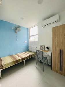 Privated Female Single room in Setia Alam, Shah Alam