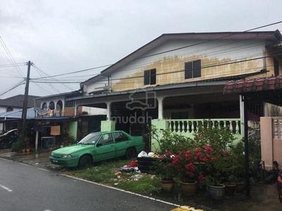 Rumah 2 Tingkat dengan 19 pintu rumah sewa Kampung Cheras Baru Kuala L