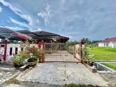 Rumah Banglo Setingkat Untuk Dijual Di Titi Gantong , Bota, Perak