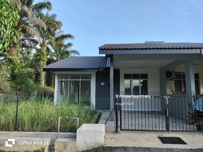 Rumah Prima Semi D End Lot Gambang Jaya