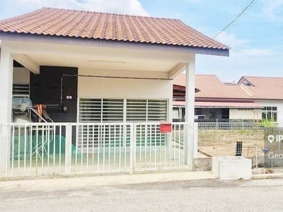 Seri Mahkota, Kuantan -1 Corner Lot And 1 Intermediate Single Storey