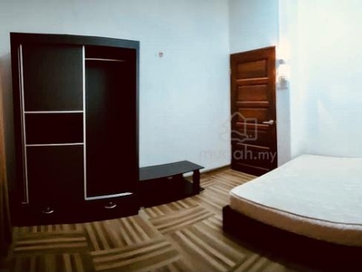 Single room near Hospital Teluk Intan