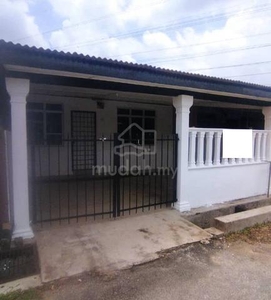 Single Storrey Terrace Batu6 Jalan Gambang For Sale