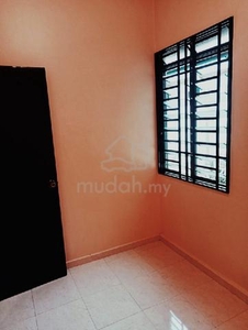 Small Room Flat Bukit Indah 2
