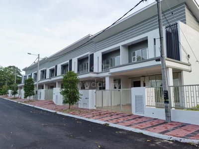 Taman Suria Aman double storey house for rent