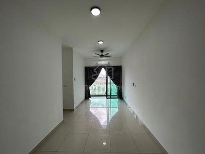 Verando Condominium Facing Pool with Partially furnished for rent