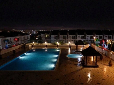 Your Dream Villa Awaits at Villa Makmur | Premium Corner Unit with Pool and Open View | RM600,000
