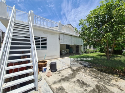 1 storey Corner Beautiful House with Rooftop Access