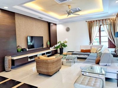 Contemporary design 3-storey bungalow in Seputeh Heights