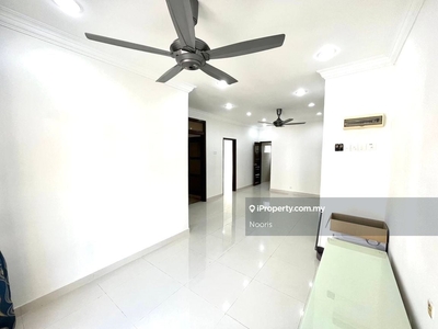 Freehold Partially Renovated Apartment Unit Full Loan Booking Rm1k