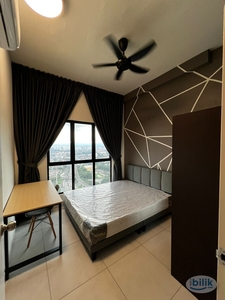 Middle Room at Majestic Maxim, Cheras
