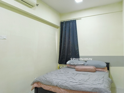 Ohmyhome Exclusive! Actual Unit Photos! Partially Furnished!