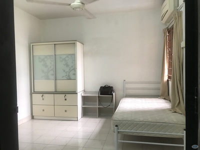 ONE MONTH DEPOSIT PROMO FULLY FURNISH Middle Room @Palm Spring Condo 10min Walk to MRT Surian