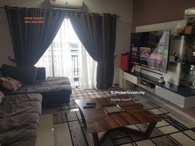 Spacious 3 beds with storage room ff emira shah alam aeon