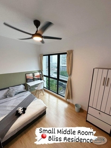WIFI Water Bill Fully Furnished Bigger Spacious Middle Room at Bliss Residence, Old Klang Road