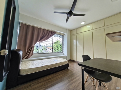 [AC, WATER, ELECTRICITY Utilities Included!!] Comfortable Single Rooms With Attached Bathroom @ SS1 / SS2 / Taman Paramount / Petaling Jaya