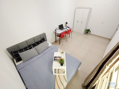 Fully Furnished Medium Room for rent in Casa Residenza, Kota Damansara