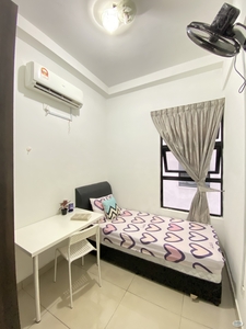 20% discount on first month rental!!! Nice and Clean Single Room at D'Aman Residence, Puchong