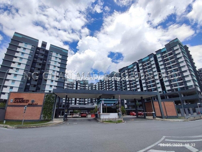 Apartment For Auction at Taman Zamrud