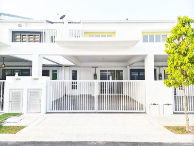 Double Storey Terrace
Tiara Sendayan @Gadong Jaya