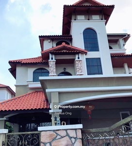 3 Storey Bungalow, D'Residence, Bayan Lepas, Penang For Sale