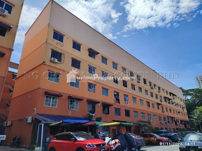 Apartment For Auction at Apartment Klang Jaya