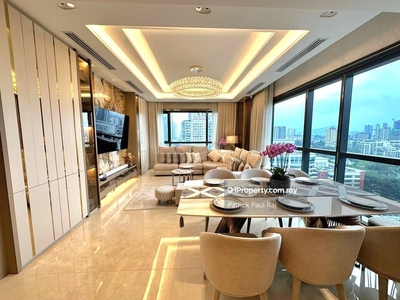 Aria, KLCC - Tastefully Renovated - Vacant, ready to move in.