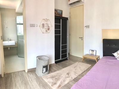 Female Unit Master room for rent in Danau Kota Suite include utility