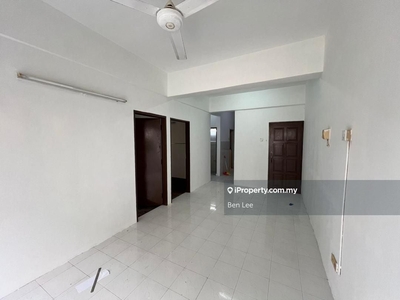 Ferringhi Mutiara Apartment Low Floor Full Loan