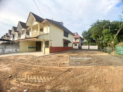 For Sell Double storey corner lot, Taman Perling