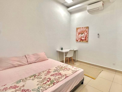 Fully Furnished ROOM for rent at Taman Emas @ Dengkil