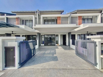 Rumah Cantik Double Storey Terrace Elmina Green 3, For Sale