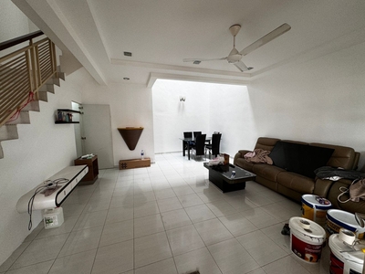 Setia Indah 9 2-stry House For Rent (80% Furnish)
