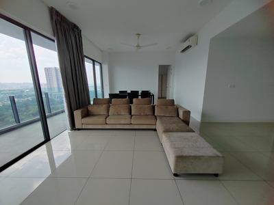 The Riyang High Floor 2 Car Parks Partly Furnished Happy Garden Kuala Lumpuer for Rent