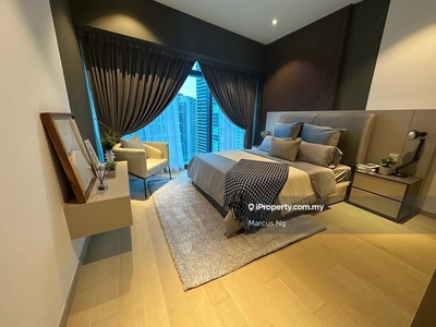 Walking distance to MRT. Pavilion Mall, Easily rent out