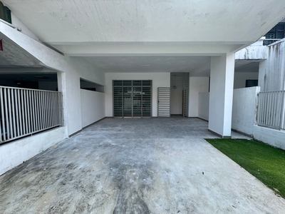 Bandar Dato' Onn, Double Storey Terrace House, Jalan Perjiranan 12, Bandar Dato' Onn, Johor Bahru