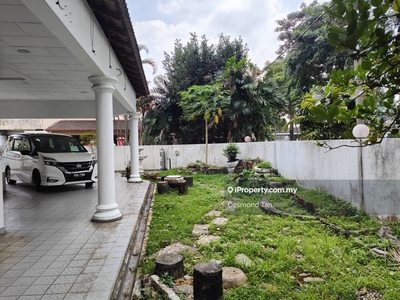 Big Corner House with Garden, Gated Guarded, Near Park