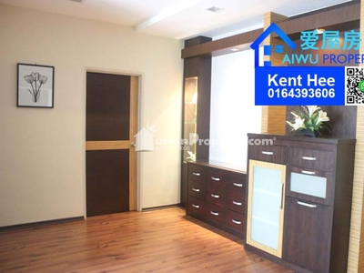 Condo For Sale at BaysWater