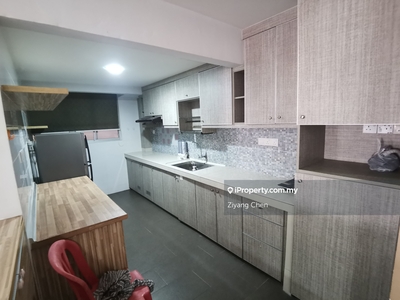 Damai Apartment Renovated move in condition next to Help University