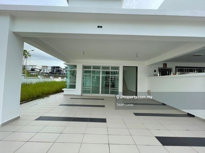 Double Storey Cluster House Corner Lot@Taman Kempas Utama-For Sale