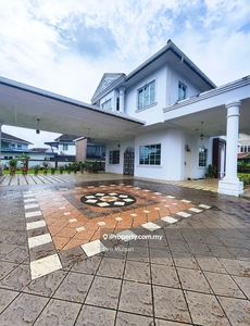 Double Storey Detached House at Stapok Selatan in Kuching for Sale