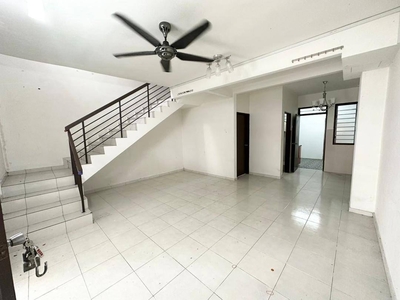 End Lot 2 Storey Terrace House For Sale / Taman Nusantara / Gelang Patah