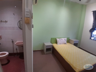 [Hankyu] Zero Deposit ❌ Room Rent attach Private Toilet at Chow Kit Near Monorail