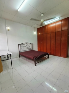 Limited ZERO DEPOSIT Master room at Jalan BU1/1A FOR RENT @ RM930